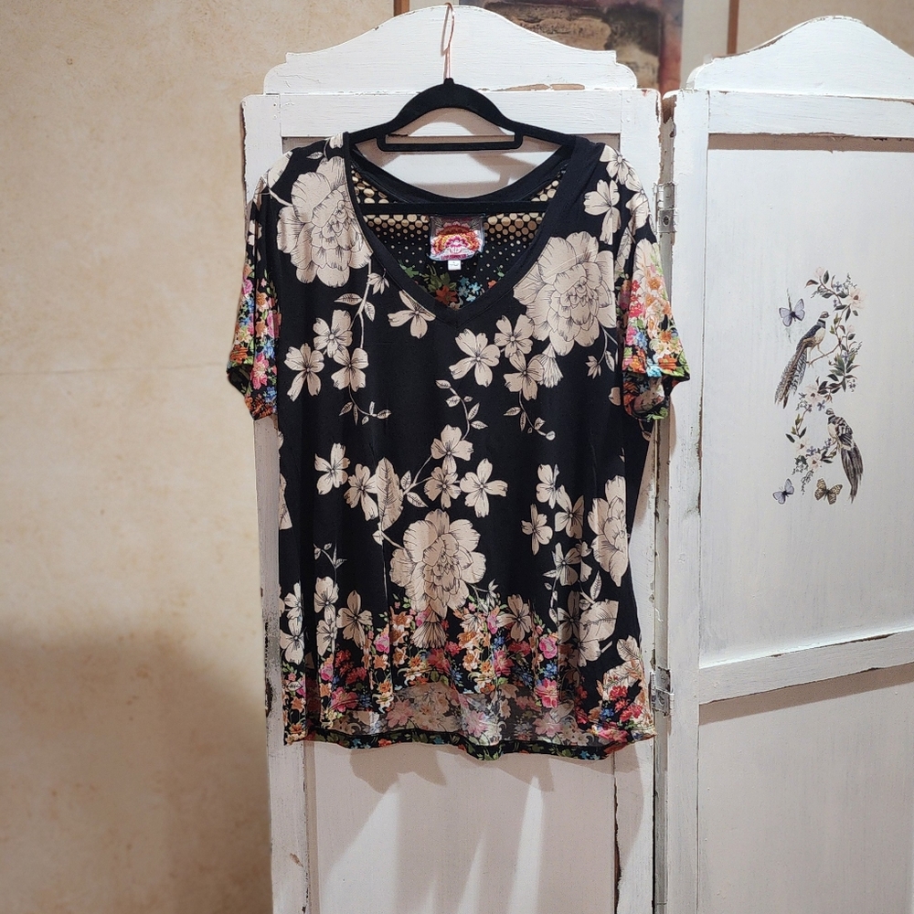 Johnny Was floral, short sleeve t- shirt, size large, beautiful, comfortable